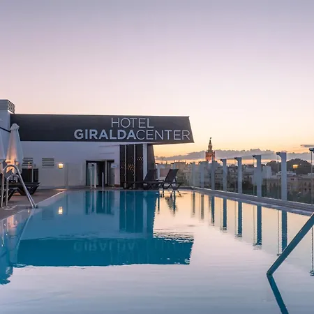 Giralda Center Hotel 4*