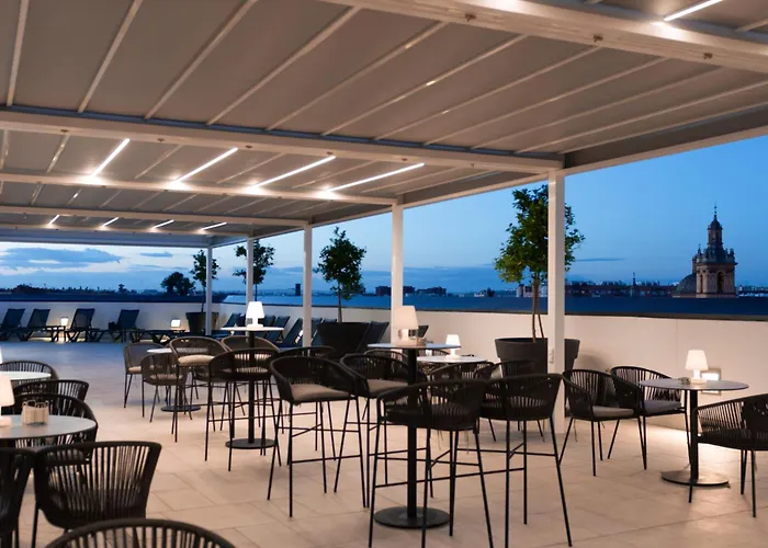 Giralda Center 4*