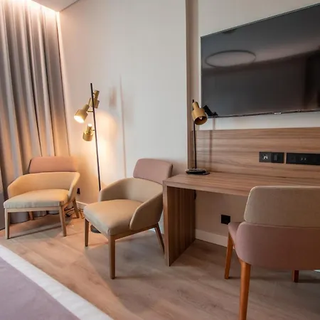 Giralda Center 4* Sevilla