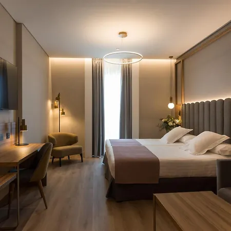 Giralda Center Szálloda 4*